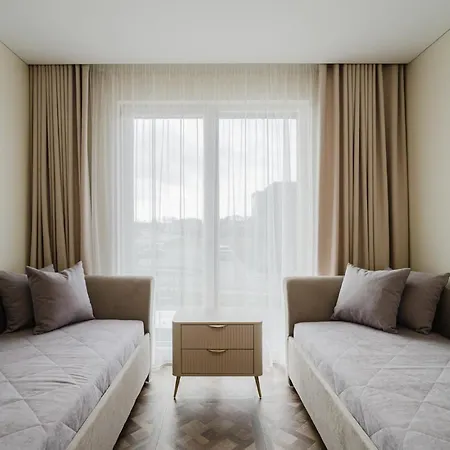 Apartment Brown By Monto *