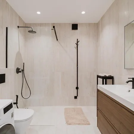 Brown By Monto * Palanga